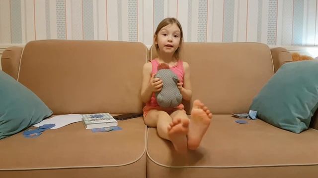 Рассказ Веры про пони прервало падение камеры! смотреть онлайн