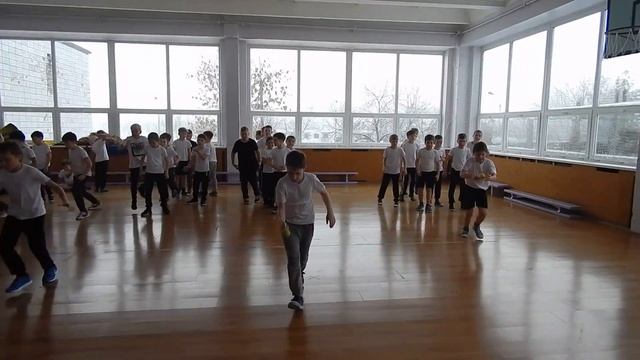 3 классы. Эстафеты. Ложка смотреть онлайн