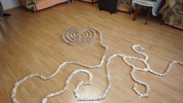 DOMINOS. домино спираль смотреть онлайн