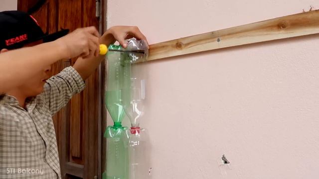 Amazing Vertical Garden Using Plastic Bottles, Portulaca (Moss Rose) Garden on Wall смотреть онлайн