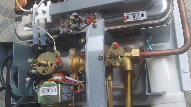 Review Water Heater Gas Ariston Fast R