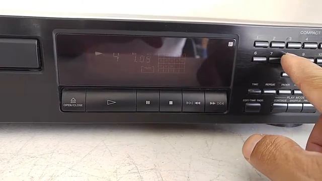 Sony CDP-311 Single CD Player смотреть онлайн