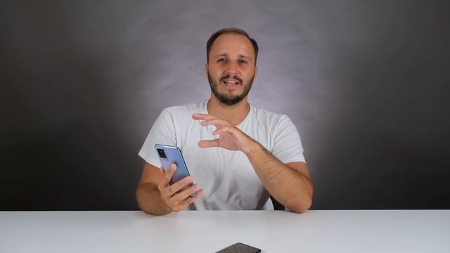 Обзор Vivo V21 и V21e. Сравнение смартфонов