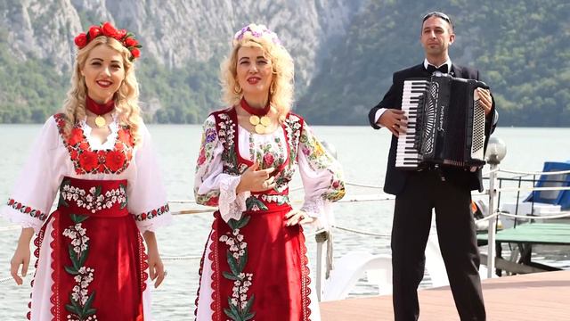 Oana si Gheorghita Casapu-Eu la joc, mama la joc(Official Video) ⓒ100%✔️ 𝐕𝐄𝐙𝐈 𝐓𝐎𝐓❣️ смотреть онлайн