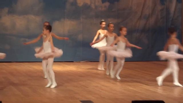 Снежинки из Щелкунчика смотреть онлайн