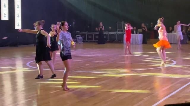 Lady Solo LATINA Rumba | Школа танца для детей и взрослых UNISON | Бобруйск смотреть онлайн