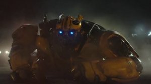 Бамблби спасает Чарли/Бамблби (2018)