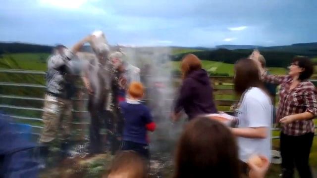 5 ОЧЕНЬ СТРАННЫХ ТРАДИЦИЙ В МИРЕ