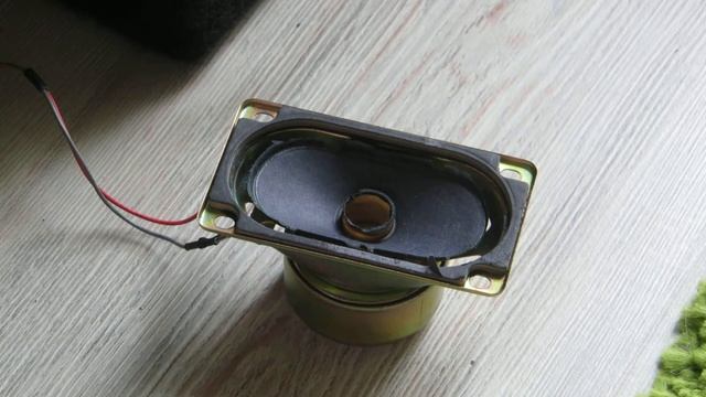 Старый динамик Sony от телевизора vs Coca Cola смотреть онлайн