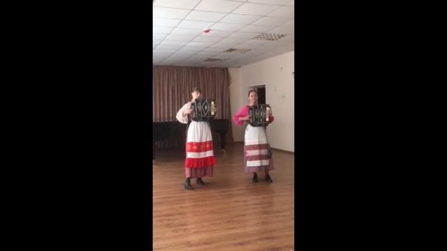 РНП "Я на камушке сижу" смотреть онлайн