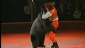 Дрессировщики медведей программа "Под куполом. Всё о цирке". № 7, 31 августа 2014