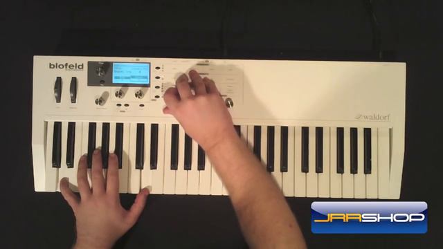 Waldorf Blofeld Keyboard Demo