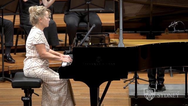 Force Majeure - Elena Kats-Chernin (World Premiere Performance Featuring Pianist Lisa Moore) смотреть онлайн