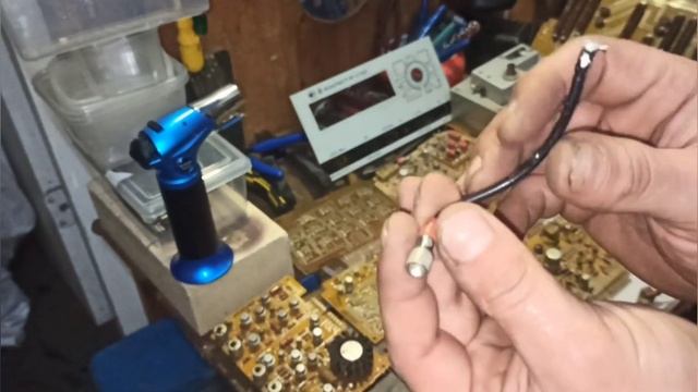 В7-27А/1 вольтметр. Разбор. Драгосодержащие радиодетали есть?? смотреть онлайн