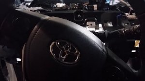 Toyota Raf 4 2016 г установка Pandora DX90