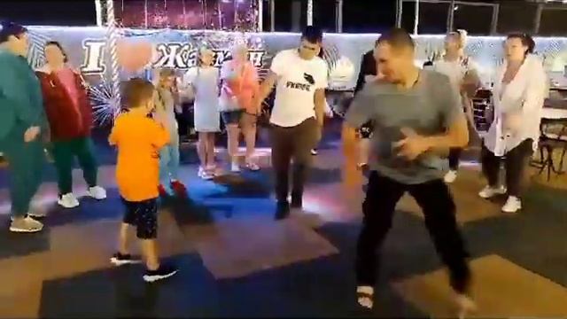 крутой брейк-данс смотреть онлайн