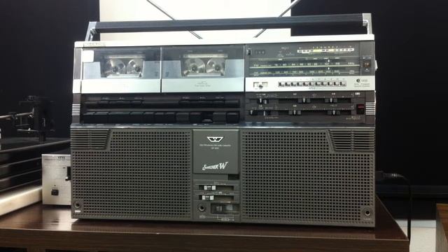 SHARP GF-808 двух кассетная магнитола, Япония. смотреть онлайн