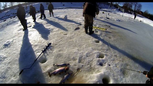 Очередной выезд. Рыбалка в РК "Посейдон" Тут клюёт всегда!?? смотреть онлайн