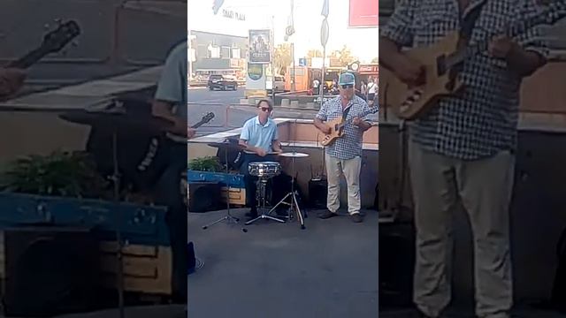 Мощный блюз бенд! Киев, ст. Метро политехнический институт. смотреть онлайн
