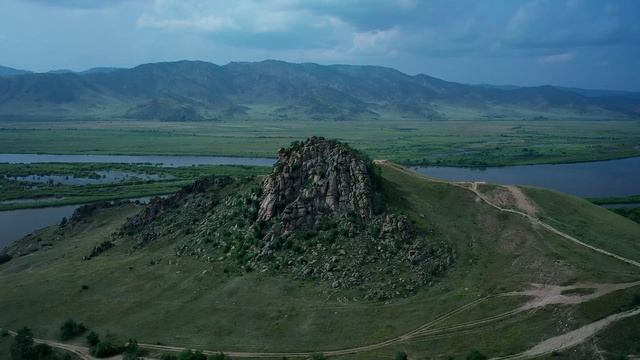 Гора Спя́щий лев смотреть онлайн