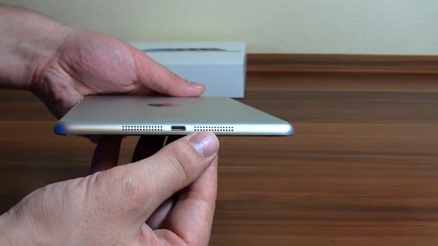 Ausgepackt: Apple iPad mini mit Retina Display - Unboxing Video (Deutsch) смотреть онлайн