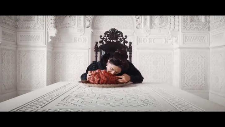 Сказка сказок (2015) Трейлер смотреть онлайн