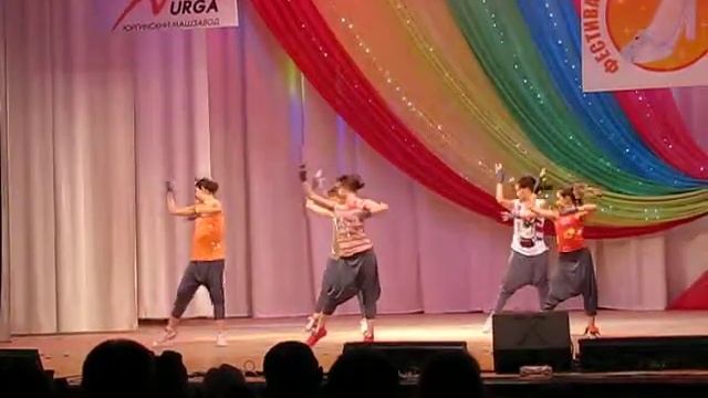 Фестиваль "Хрустальная туфелька" г. Юрга 2013год Ансамбль "Томь" смотреть онлайн