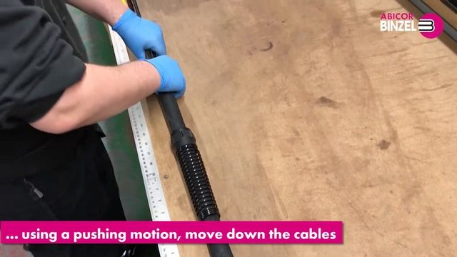 How to: Replace an MB EVO PRO 501 Outer Cover смотреть онлайн
