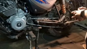Это должен знать каждый мотоциклист. Обслуживание цепи Bajaj Boxer