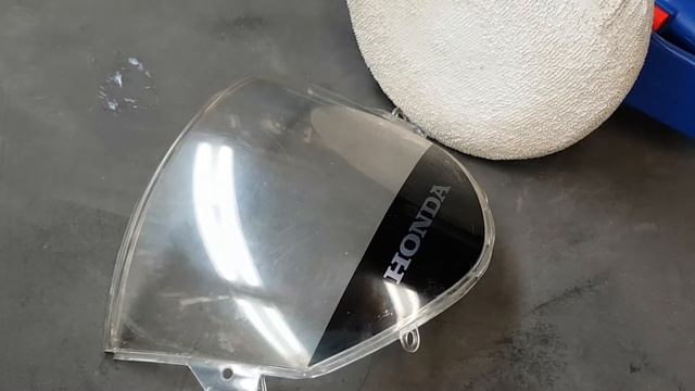Scratched Plastic Motorcycle Windshield. RESTORED LIKE NEW! смотреть онлайн