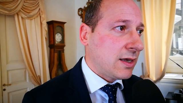 Azzaro (Pd): Tamburrano kaputt! смотреть онлайн