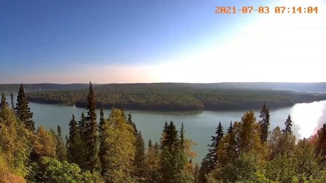 Красоты Башкирии. Павловское водохранилище в лучах утреннего солнца смотреть онлайн