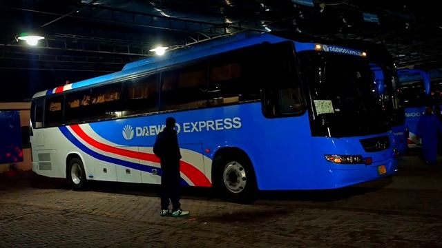 Daewoo Express New Sleeper Bus Service started | Faisalabad, Multan to Karachi смотреть онлайн