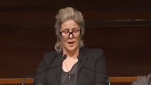 IQ2 Debate - Copyright is dead, long live the pirates! смотреть онлайн