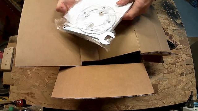 КРОМОЧНЫЙ ФРЕЗЕР DEWALT D26200. Комплектация. смотреть онлайн