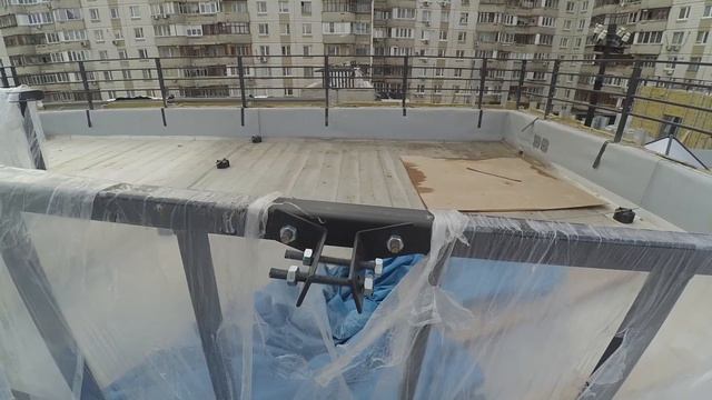 Металлическое ограждение на плоской кровле. смотреть онлайн