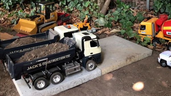 Best of BRUDER Spielwaren 2018 ♦ BRUDER toy Trucks for CHILDREN