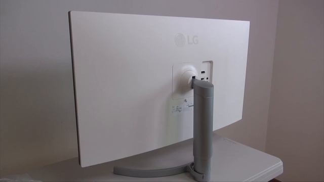 LG 32인치 UHD 모니터 개봉기 (32UN650 4K) смотреть онлайн