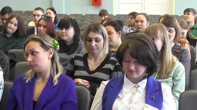 В гимназии «Солнечная радуга» прошел Форум молодых педагогов смотреть онлайн