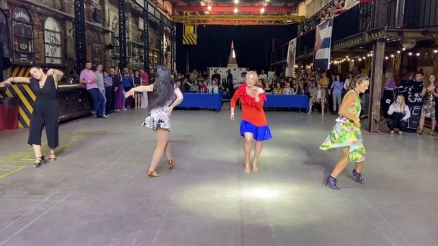 Salsa Lady Style - Intermedios - Final 1.1 смотреть онлайн