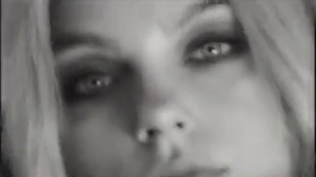 Jessica Stam w/ Ruslana Korshunova and Shannan Click for BCBG music: Ben Ashley смотреть онлайн