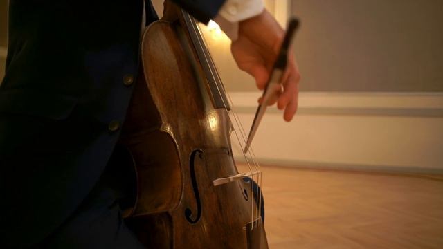 J. S. Bach Cello Suite No. 1, Christoph Croisé, Cello смотреть онлайн