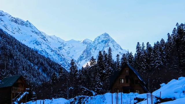Карачаево Черкесия. Мягкая и уютная зима в Домбае. смотреть онлайн