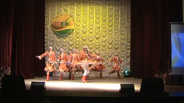 Народный ансамбль танца "Экзотика" - "Ой, снег снежок" (2014) смотреть онлайн