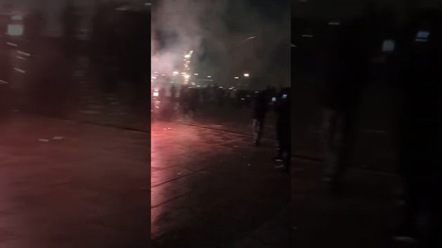 С семьёй Славика встреча Нового Года в Берлине -2 смотреть онлайн