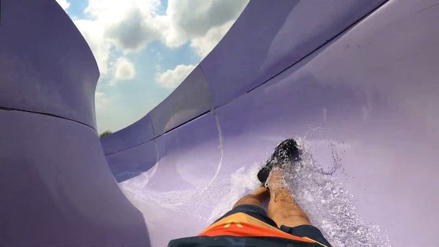 Body Water Slide at Aqua Marine Water Park смотреть онлайн
