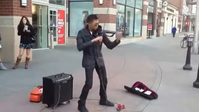 Скрипка-уличный музыкант смотреть онлайн