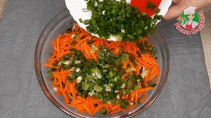 Салат с говядиной, корейской морковью и фасолью