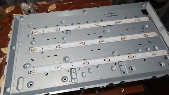Часть 2 LED телевизор Ремонт LED телевизора LG Замена подсветки телевизора, установка линз LED смотреть онлайн