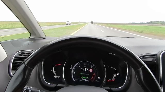 Как работает система удержания в полосе с активным подруливанием у современных Renault. смотреть онлайн